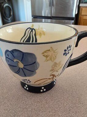 Potters Studio Large Coffee/Latte/Tea Mug Floral with Gourds Blue/Beige